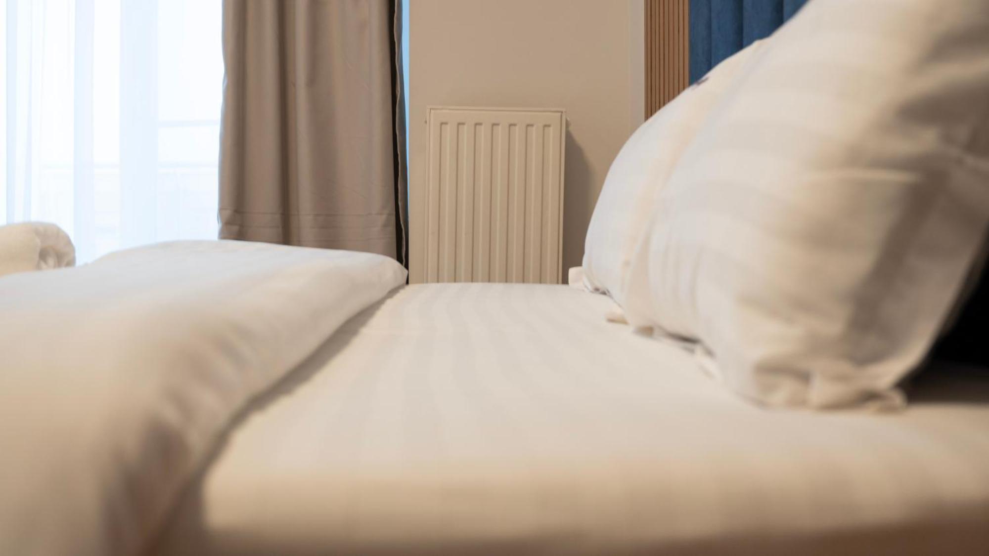 Cozy Apartments - Ared Uta Flat Arad Buitenkant foto